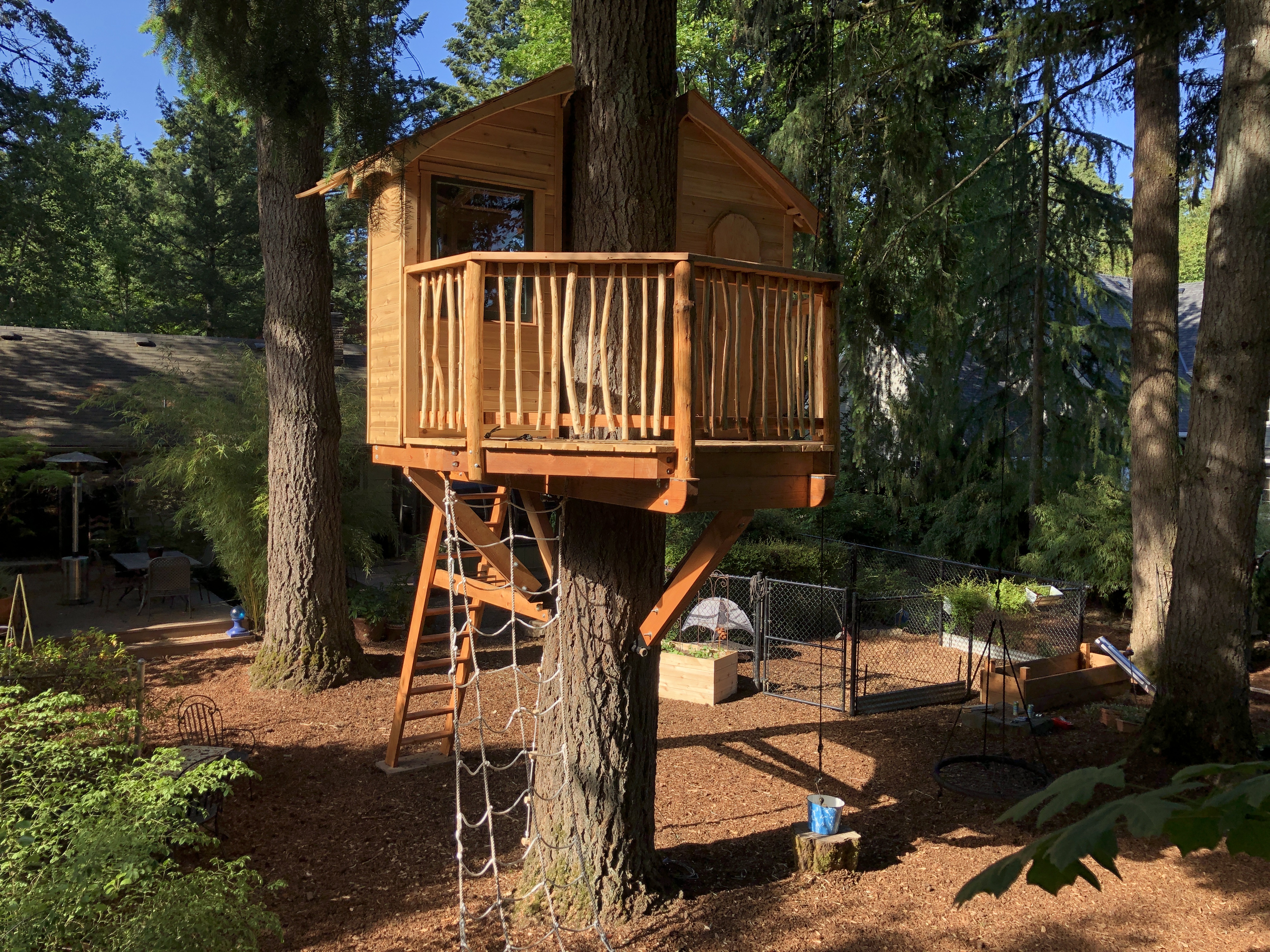 Douglas Fir Cone Treehouse – Portland Treehouse Company