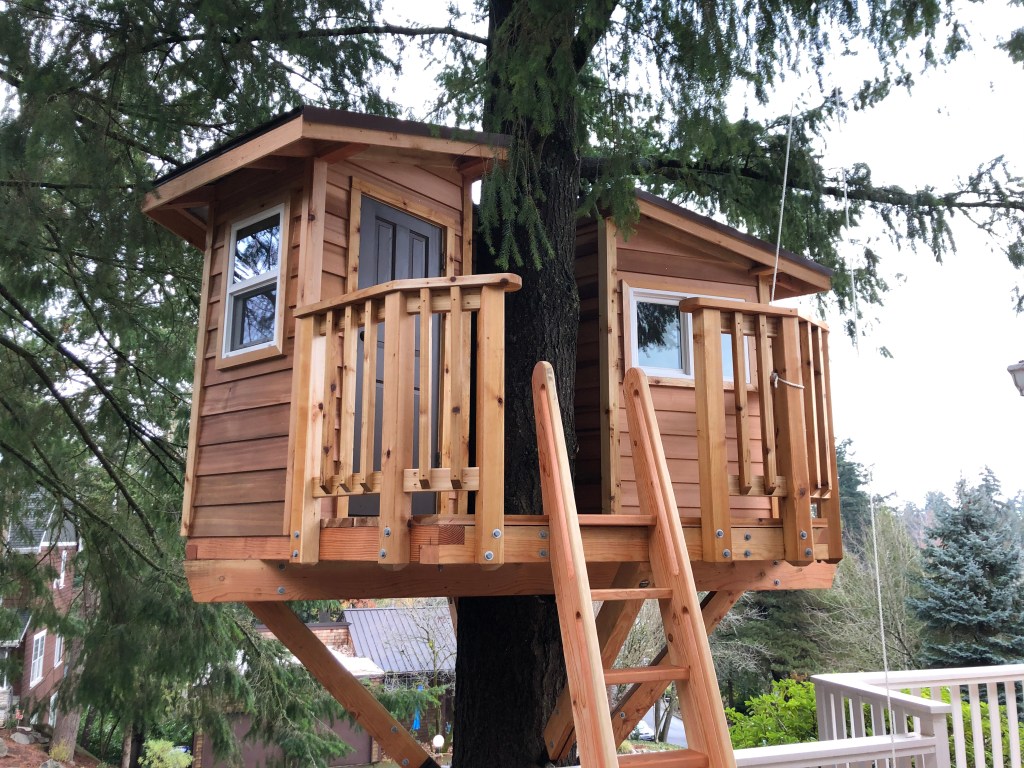 Hexagon Treehouse